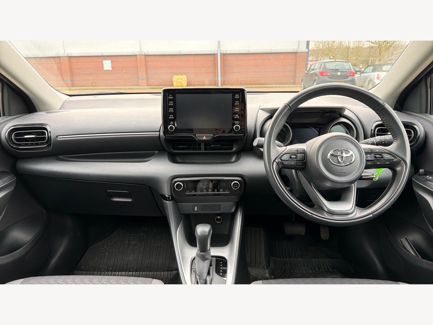 Used Toyota Yaris 2023 for sale - 77645957: Photo 7