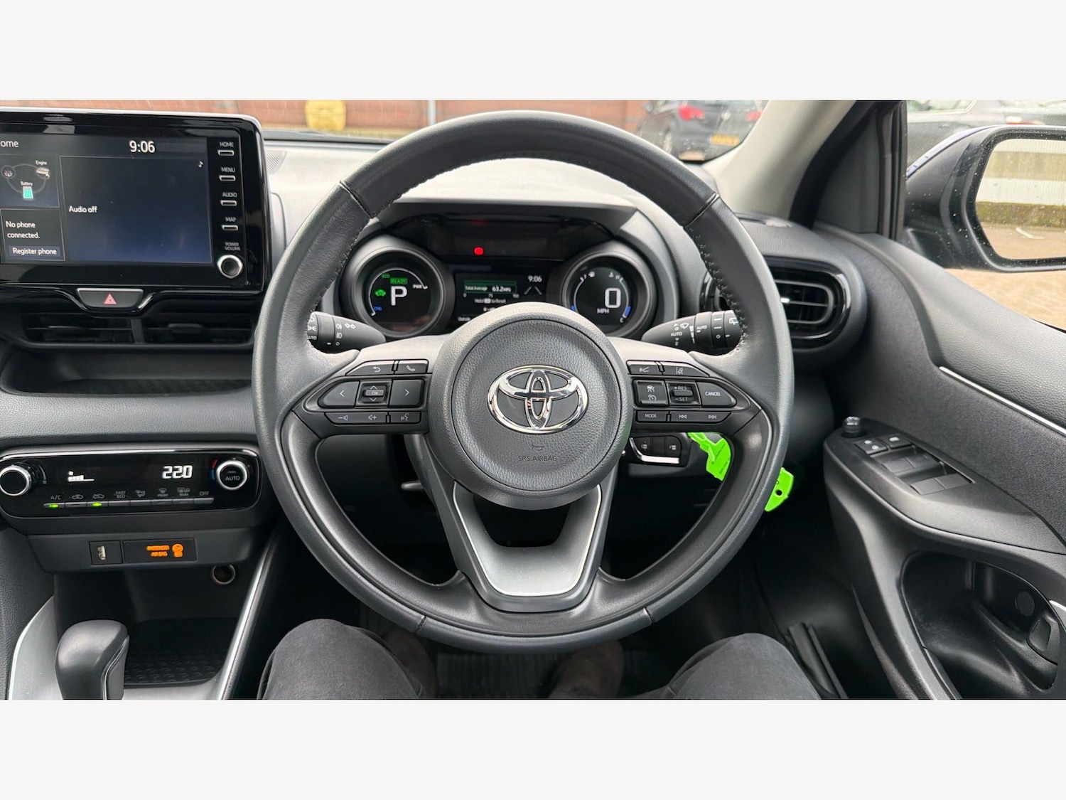 Used Toyota Yaris 2023 for sale - 77645957: Photo 8