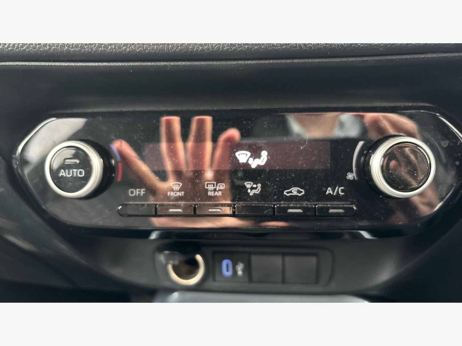 Used Toyota Aygo X 2025 for sale - 77103663: Photo 28