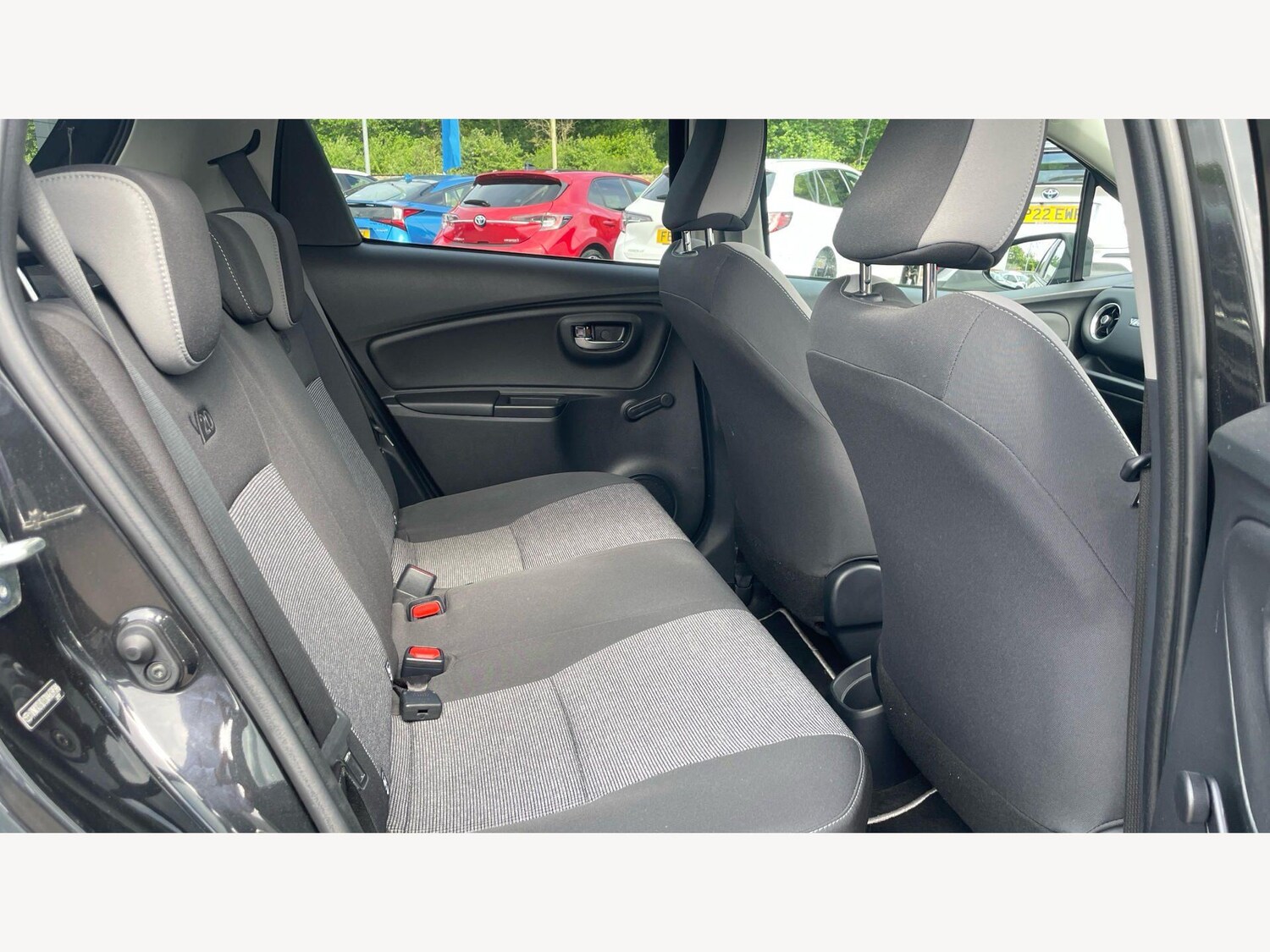 Used Toyota Yaris for sale - 77611451: Photo 14