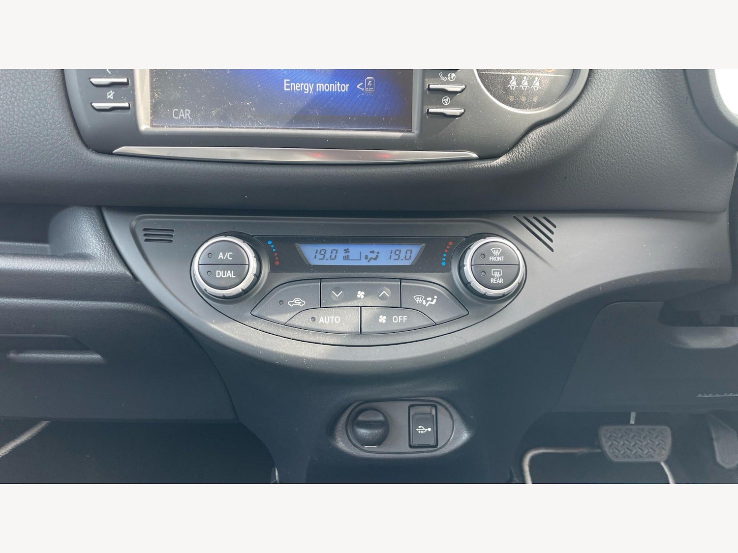 Used Toyota Yaris for sale - 77611451: Photo 28