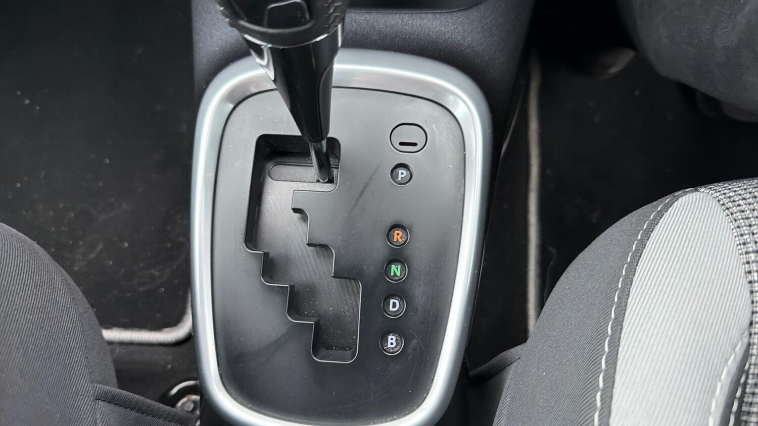 Used Toyota Yaris for sale - 77611451: Photo 37