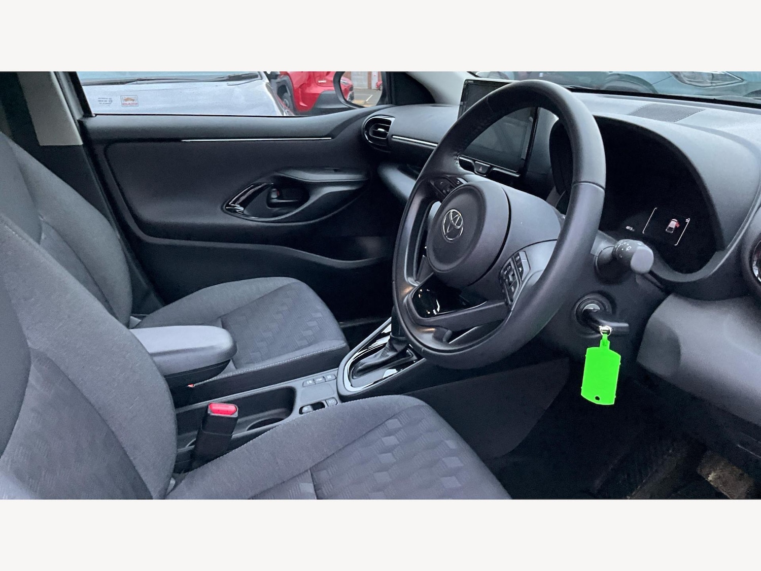 Used Toyota Yaris 2025 for sale - 77101942: Photo 13