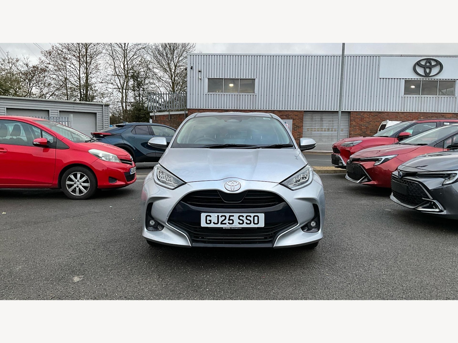 Used Toyota Yaris 2025 for sale - 77101942: Photo 17