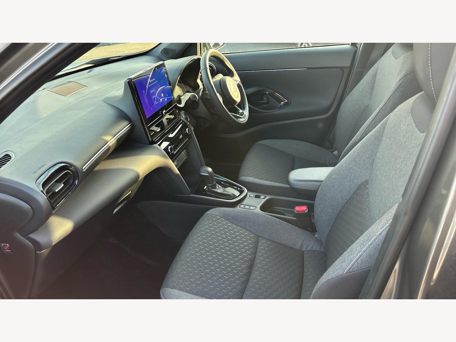 Used Toyota Yaris Cross 2025 for sale - 76608500: Photo 12