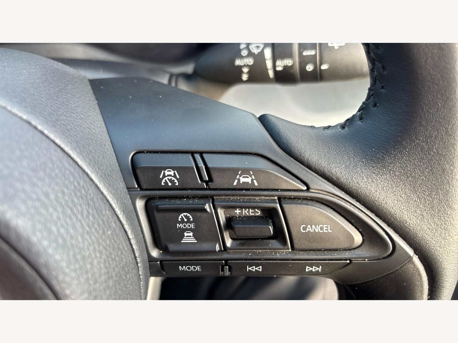 Used Toyota Yaris Cross 2025 for sale - 76608500: Photo 23