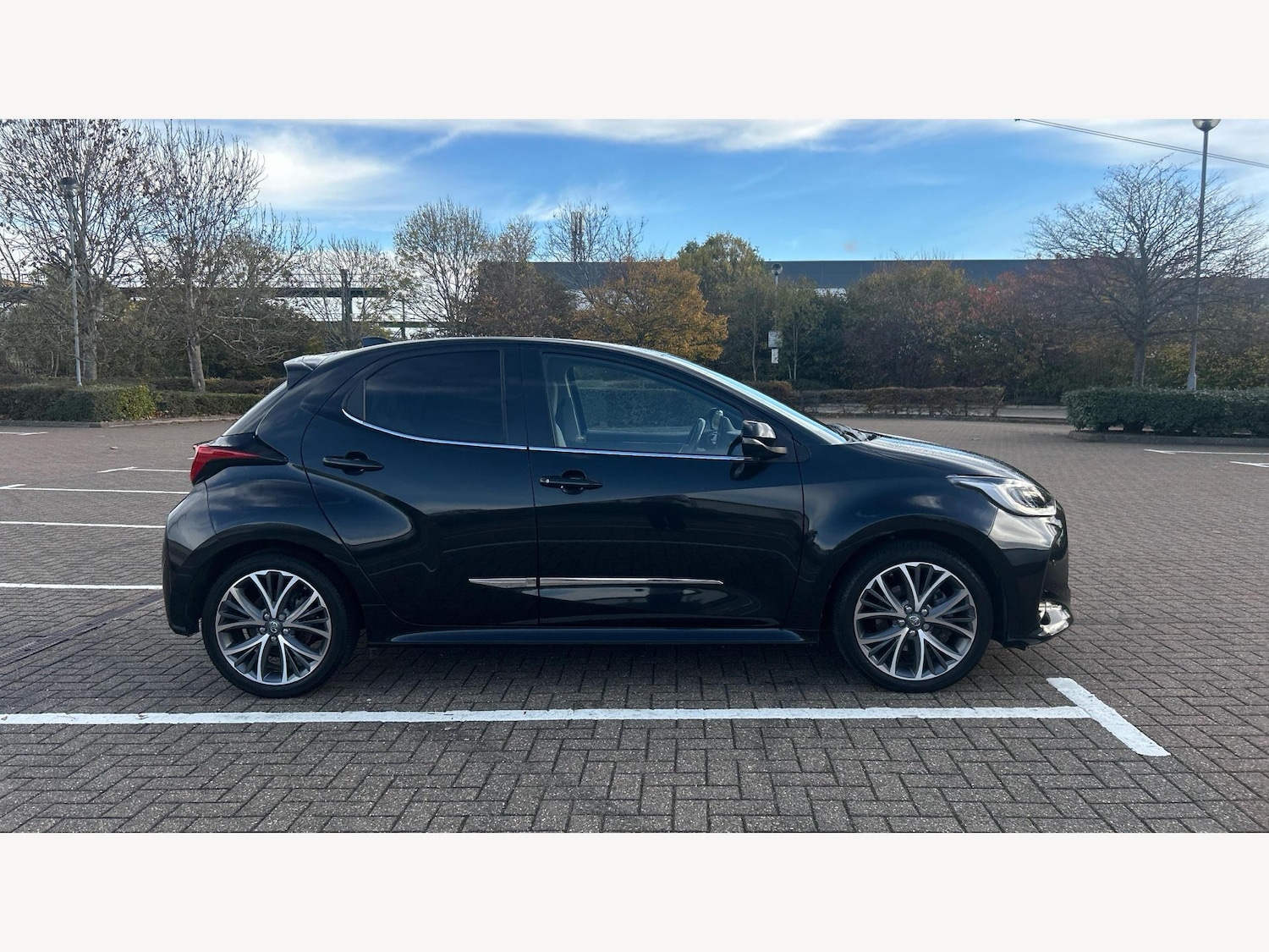 Used Toyota Yaris 2023 for sale - 76472946: Photo 19