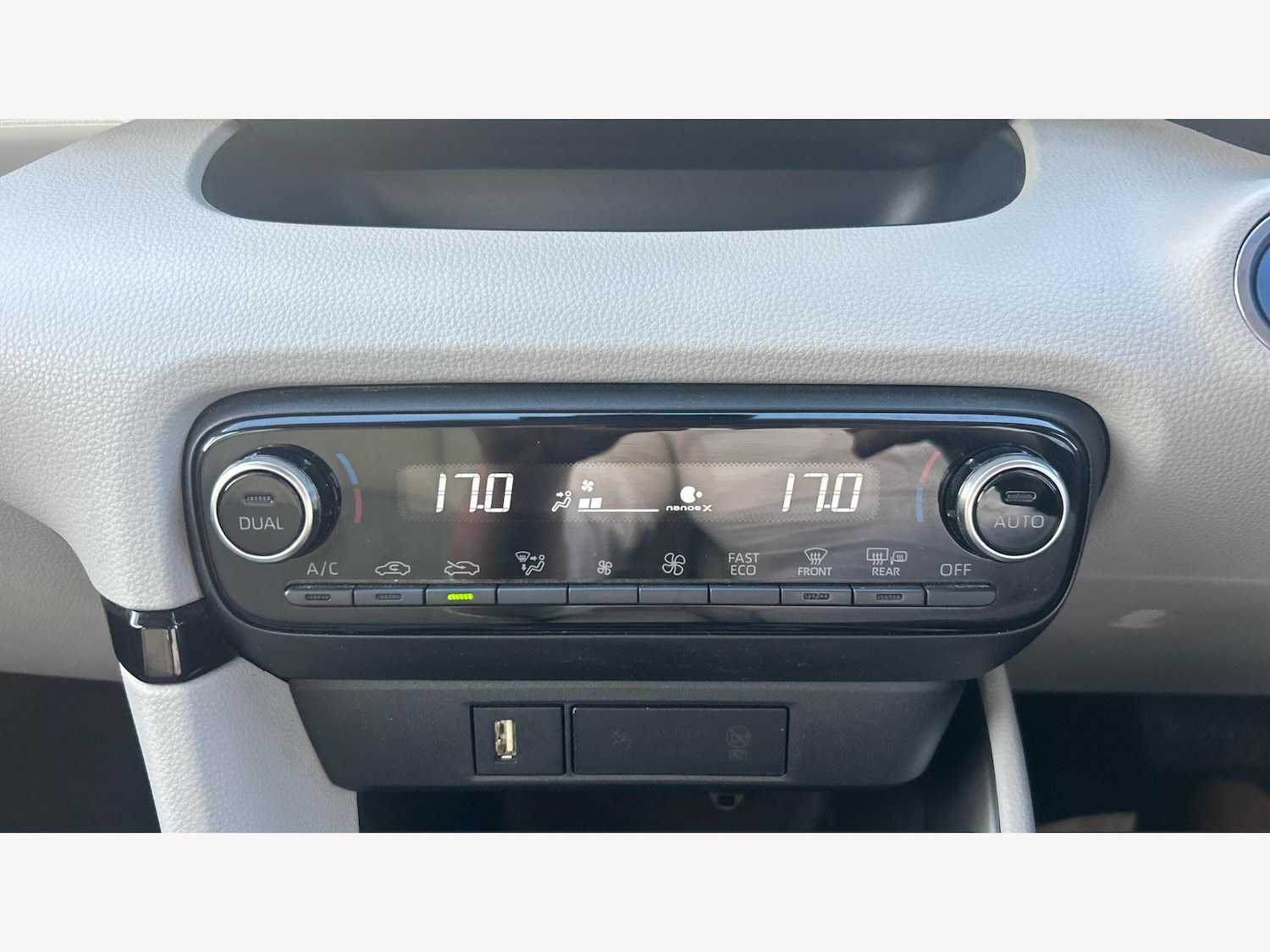 Used Toyota Yaris 2023 for sale - 76472946: Photo 23