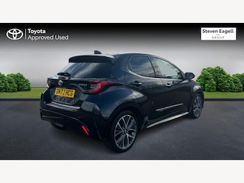 Used Toyota Yaris 2023 for sale - 76472946: Photo