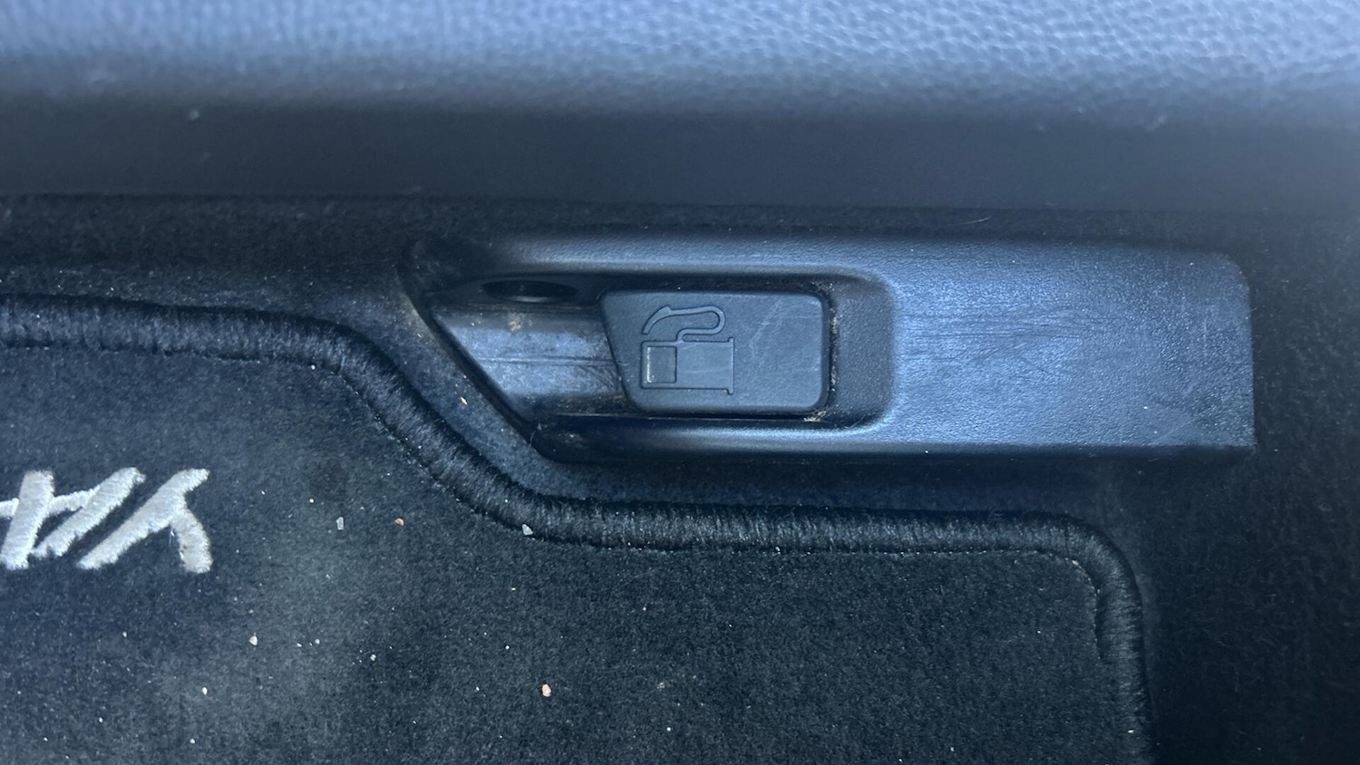 Used Toyota Yaris 2023 for sale - 76472946: Photo 35