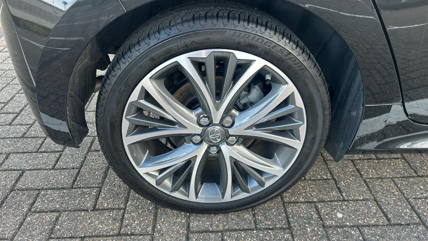 Used Toyota Yaris 2023 for sale - 76472946: Photo 41