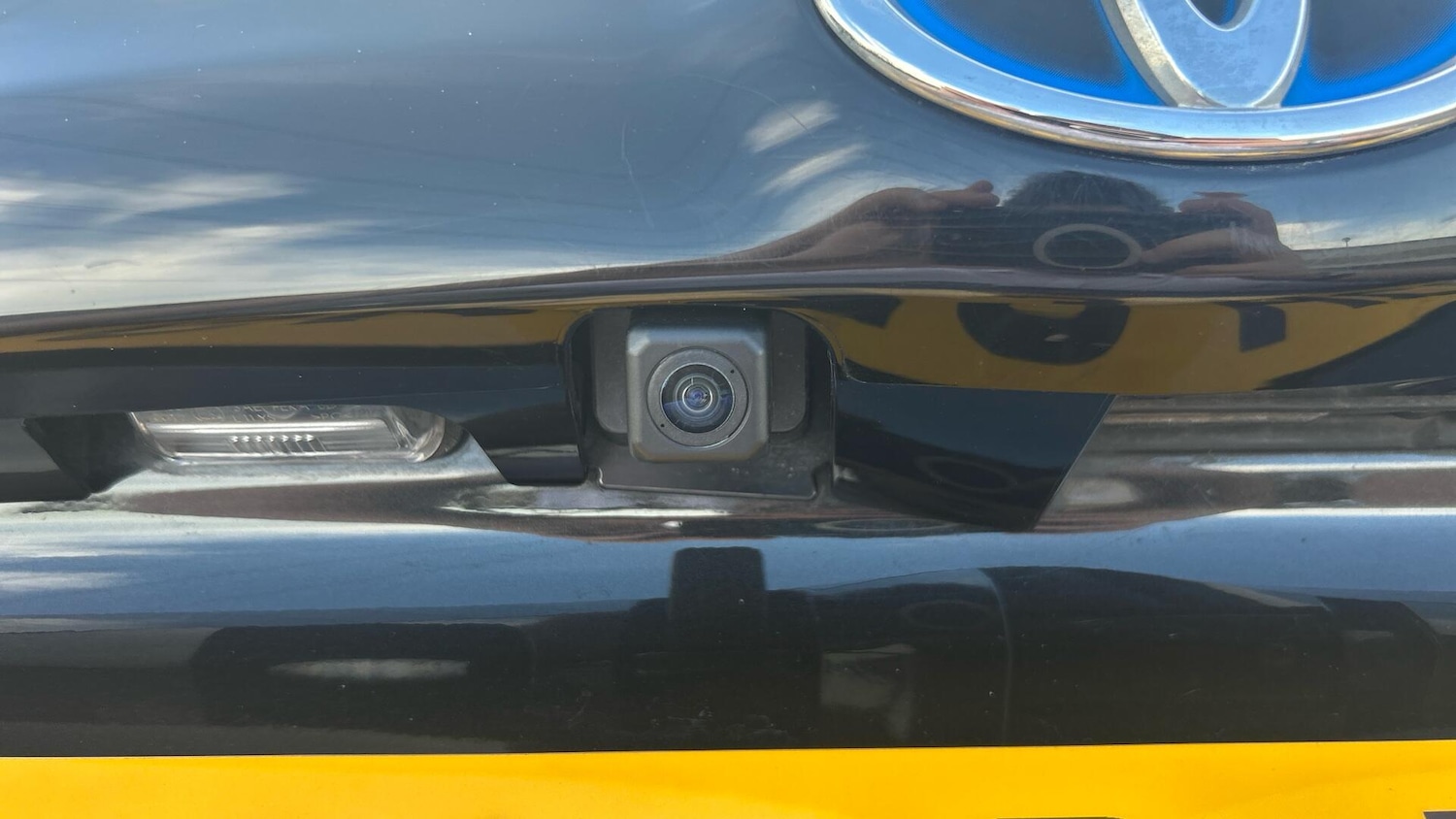 Used Toyota Yaris 2023 for sale - 76472946: Photo 44