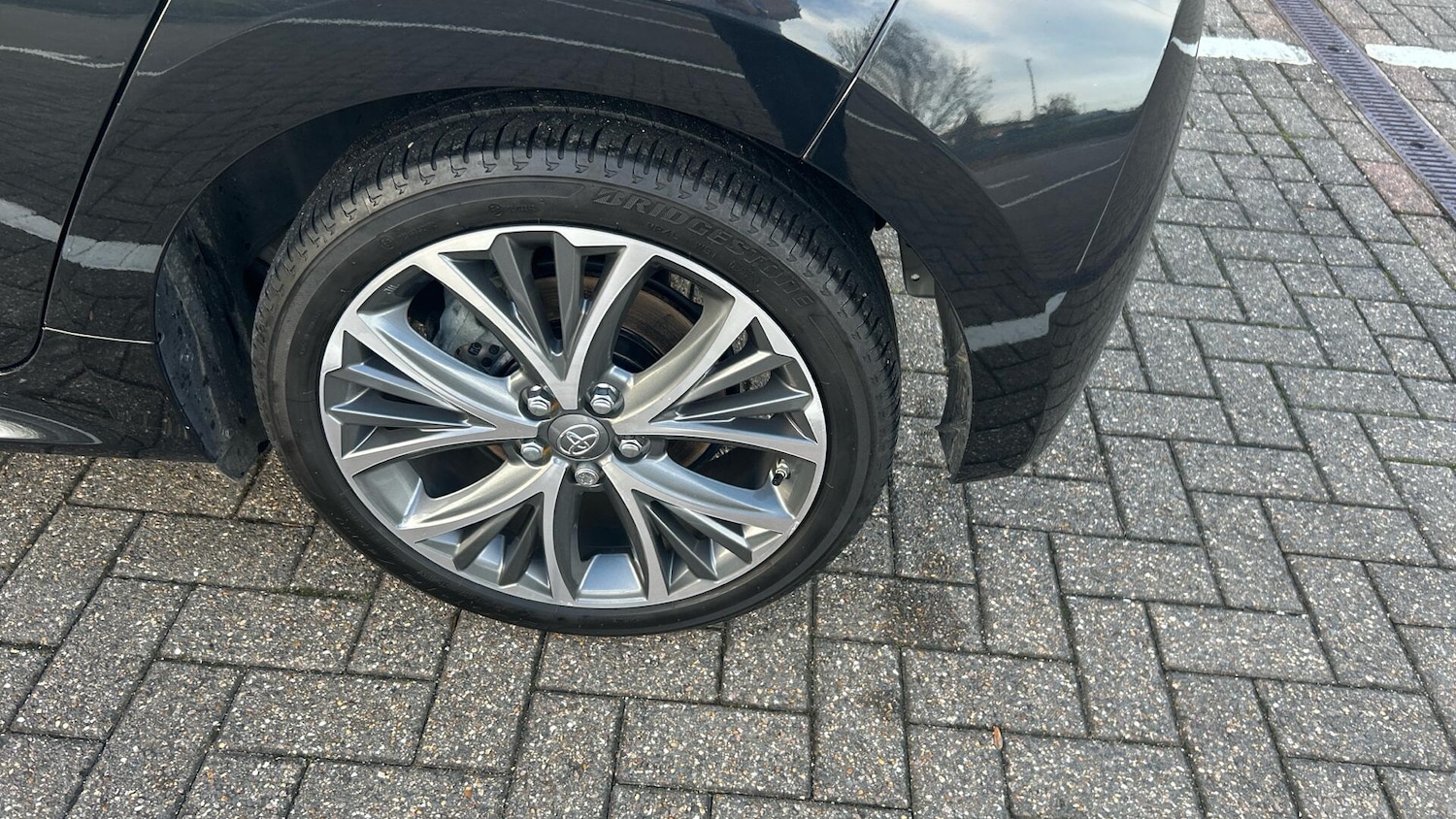 Used Toyota Yaris 2023 for sale - 76472946: Photo 46