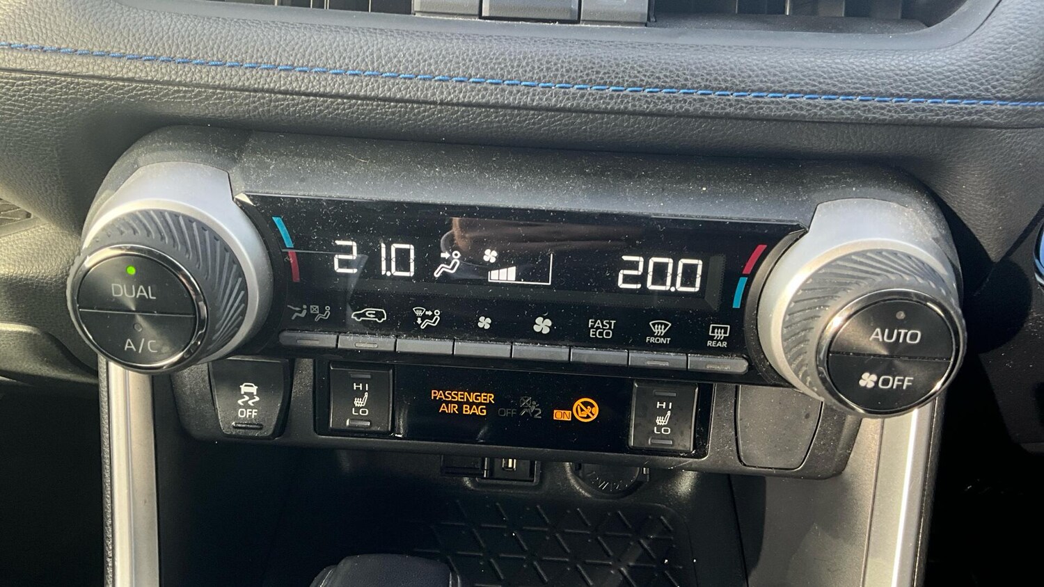 Used Toyota RAV4 for sale - 77497521: Photo 43