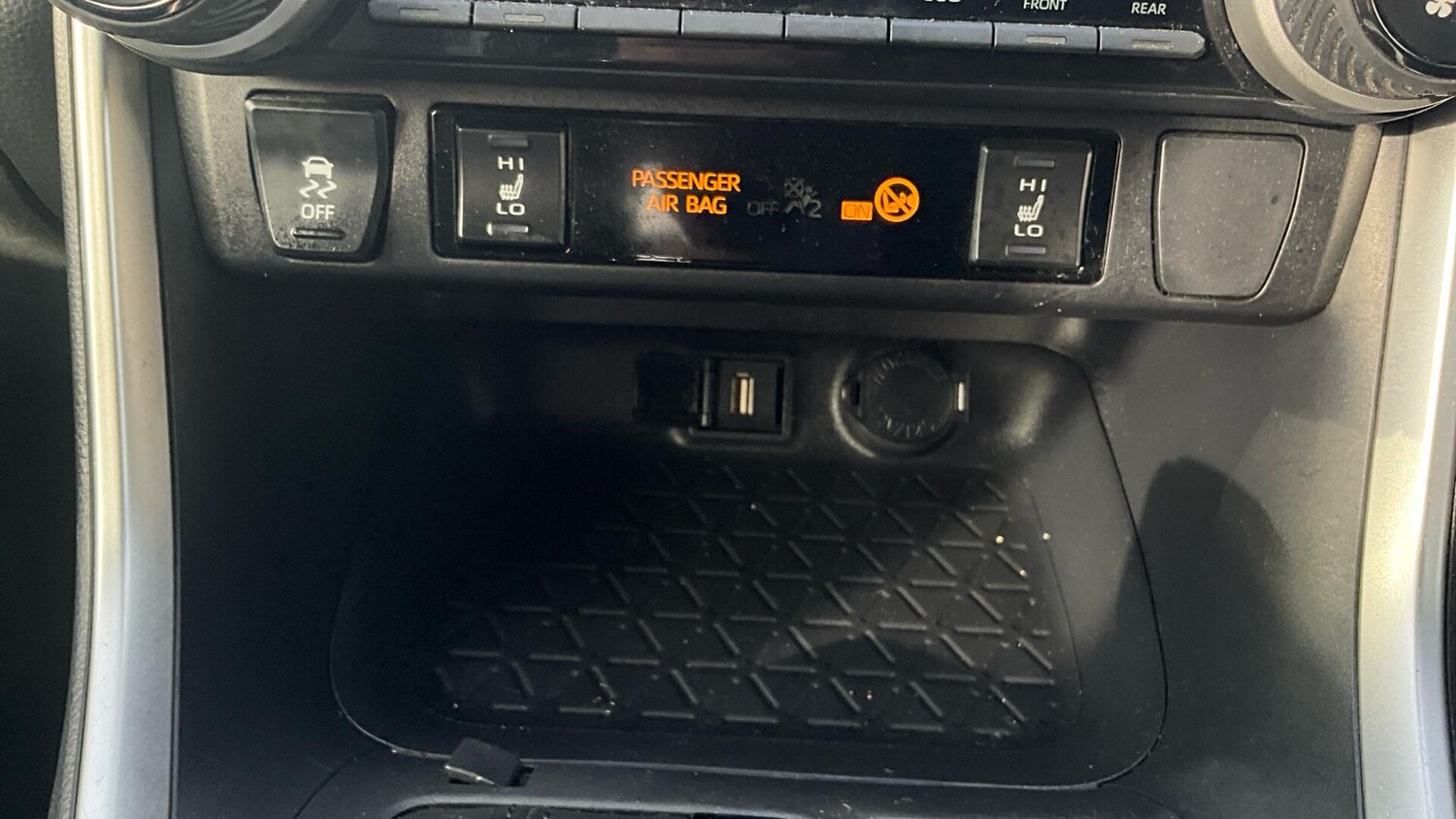 Used Toyota RAV4 for sale - 77497521: Photo 44