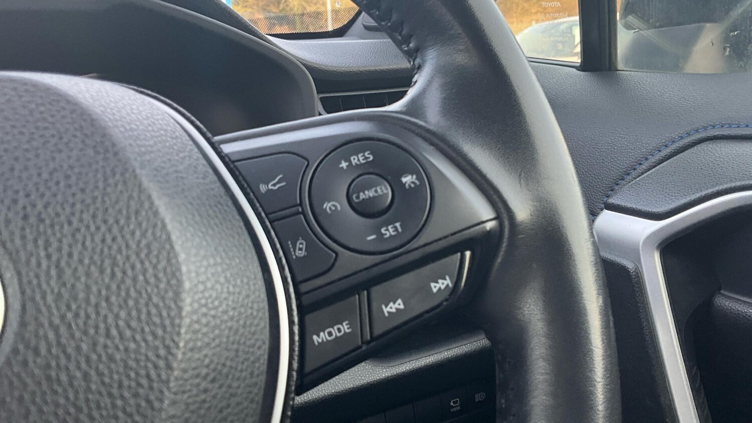 Used Toyota RAV4 for sale - 77497521: Photo 50