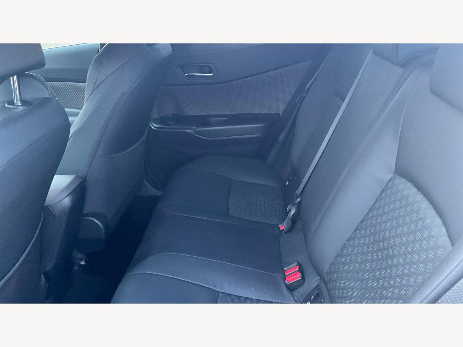 Used Toyota C-HR for sale - 77852929: Photo 15