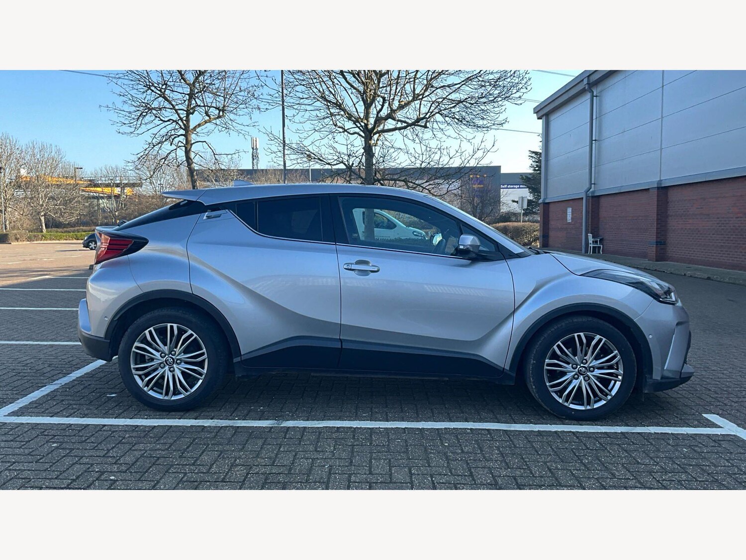 Used Toyota C-HR for sale - 77852929: Photo 18