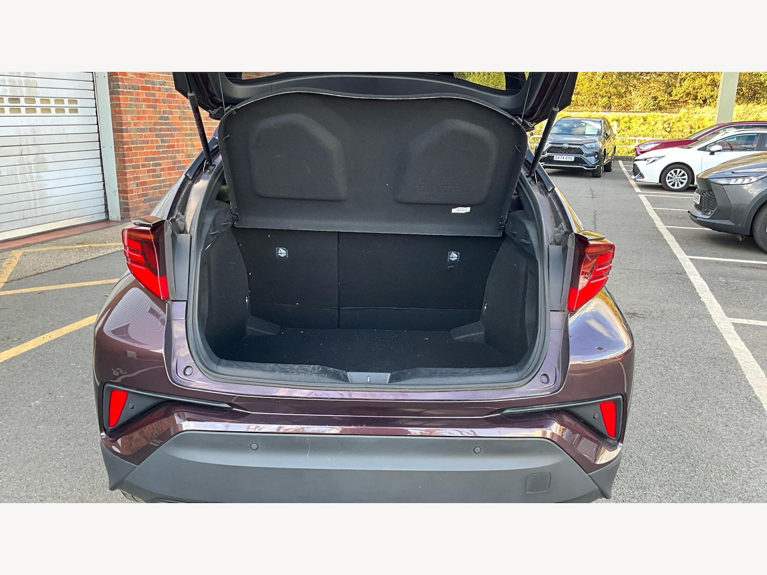 Used Toyota C-HR 2023 for sale - 76781651: Photo 16