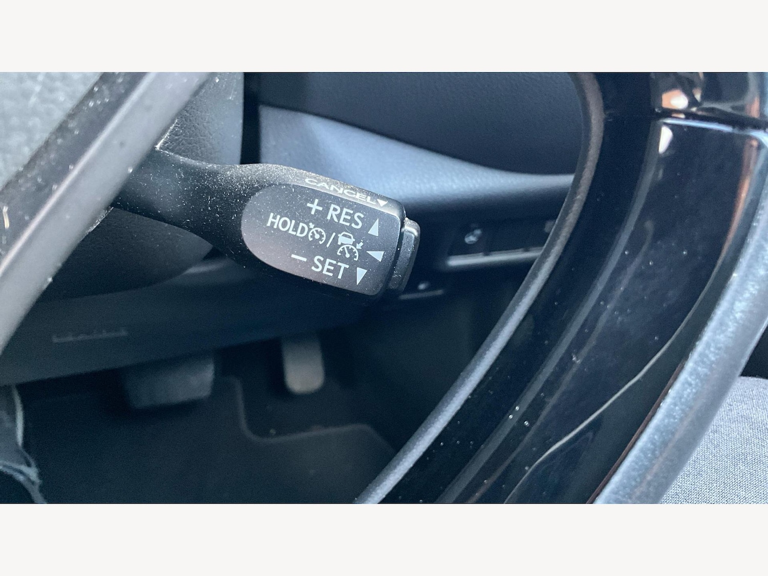 Used Toyota C-HR 2023 for sale - 76781651: Photo 30