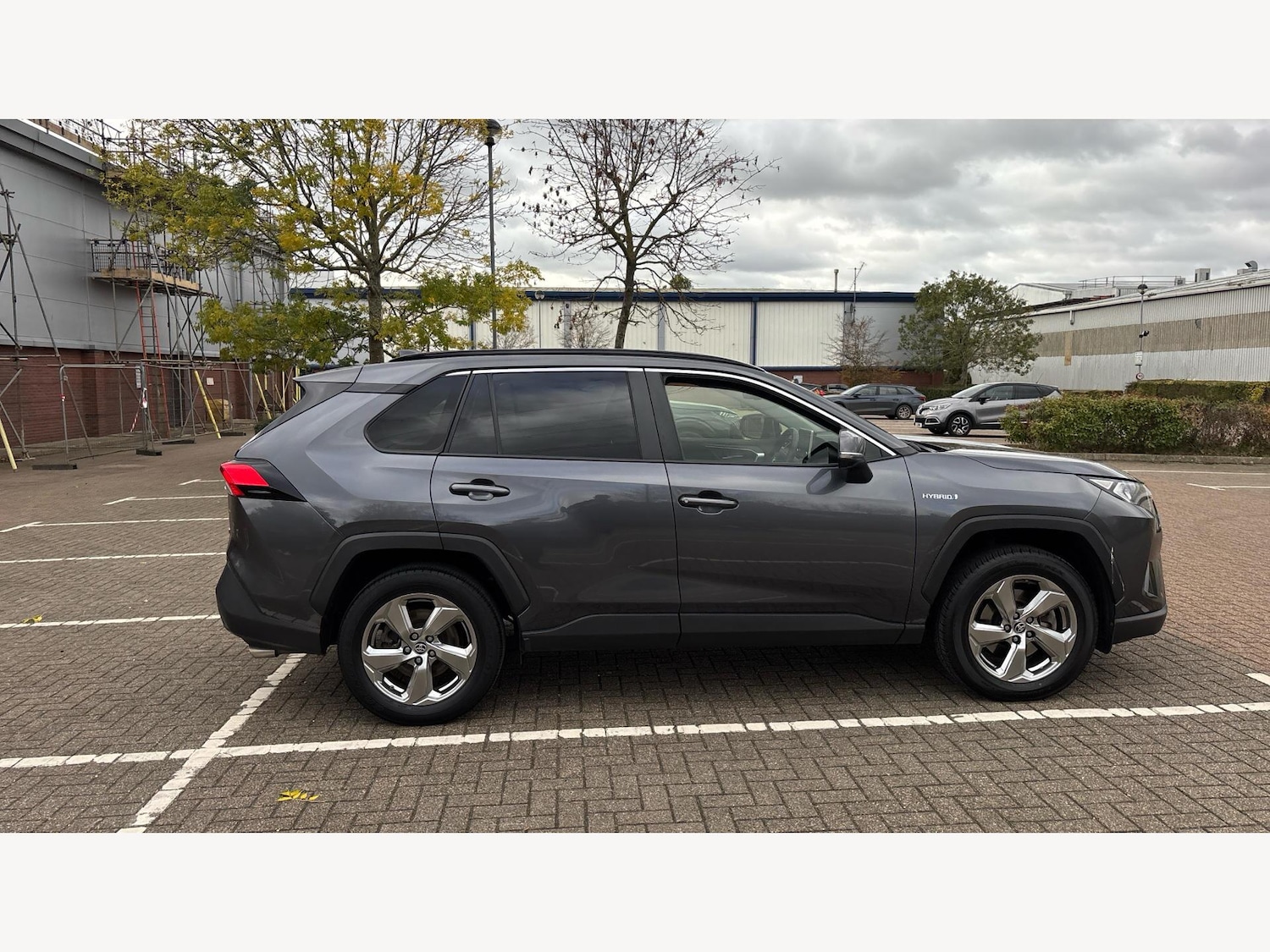 Used Toyota RAV4 2020 for sale - 76432005: Photo 18