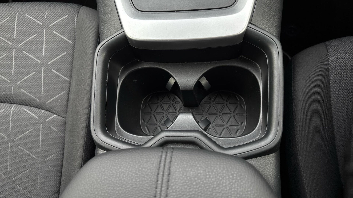 Used Toyota RAV4 2020 for sale - 76432005: Photo 39