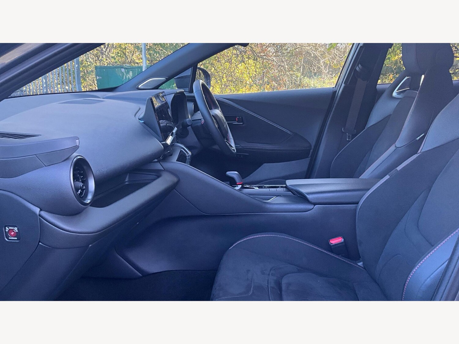 Used Toyota C-HR for sale - 76528084: Photo 12
