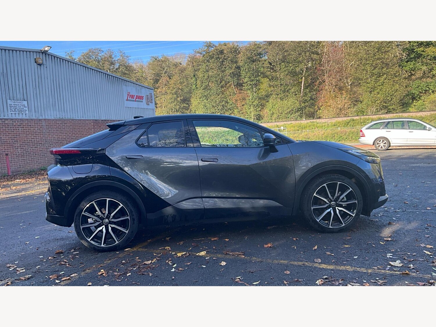 Used Toyota C-HR for sale - 76528084: Photo 18