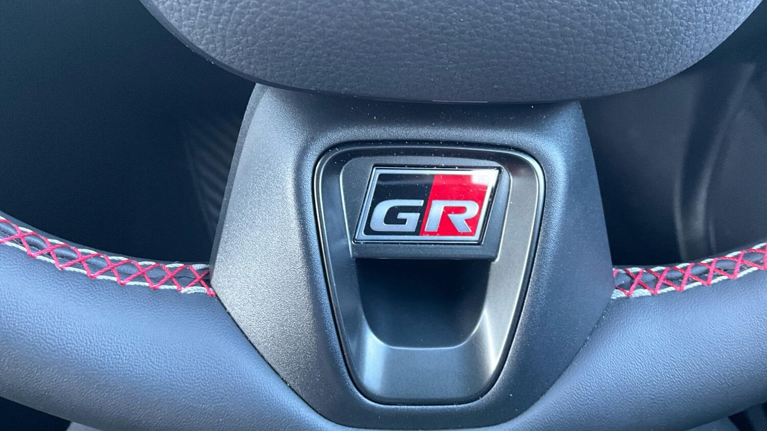 Used Toyota C-HR for sale - 76528084: Photo 53