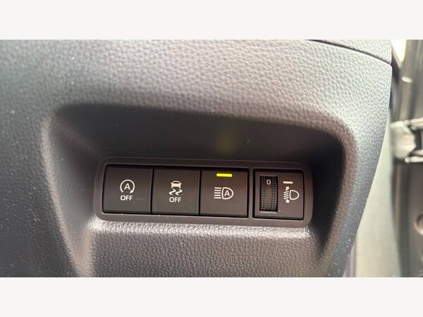 Used Toyota Aygo X 2023 for sale - 76179696: Photo 30