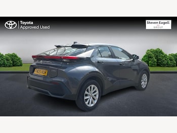 Used Toyota C-HR 2025 for sale - 79521583: Photo