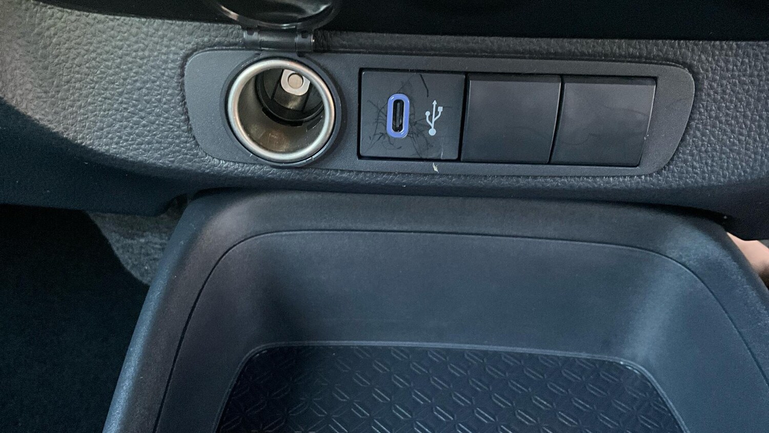 Used Toyota Aygo X 2025 for sale - 77163422: Photo 32