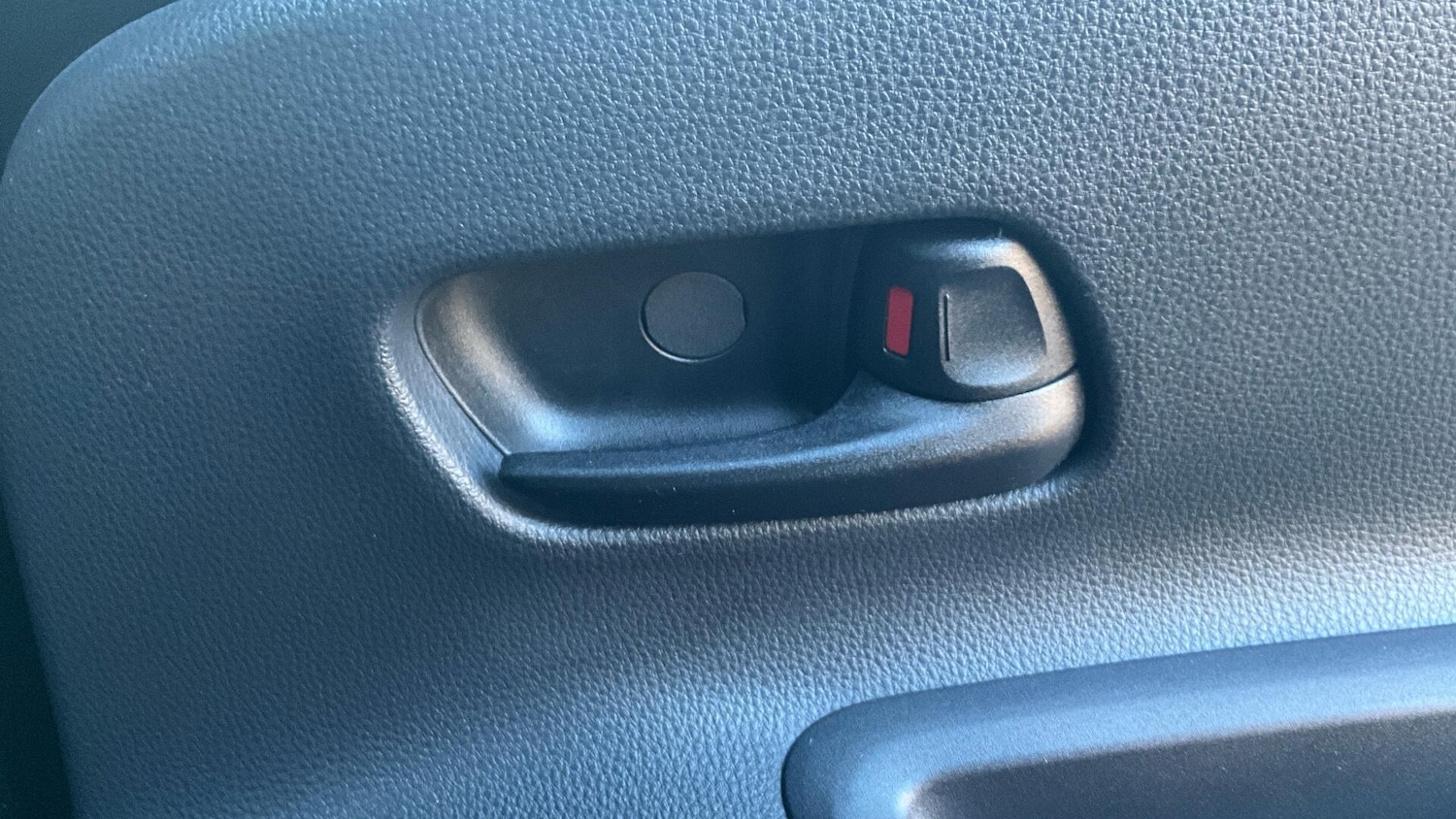 Used Toyota Aygo X 2025 for sale - 77163422: Photo 44