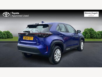 Used Toyota Yaris Cross 2024 for sale - 77970607: Photo
