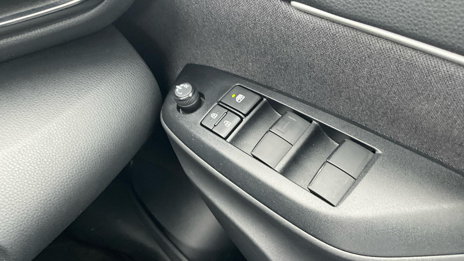 Used Toyota Yaris Cross for sale - 77970607: Photo 50