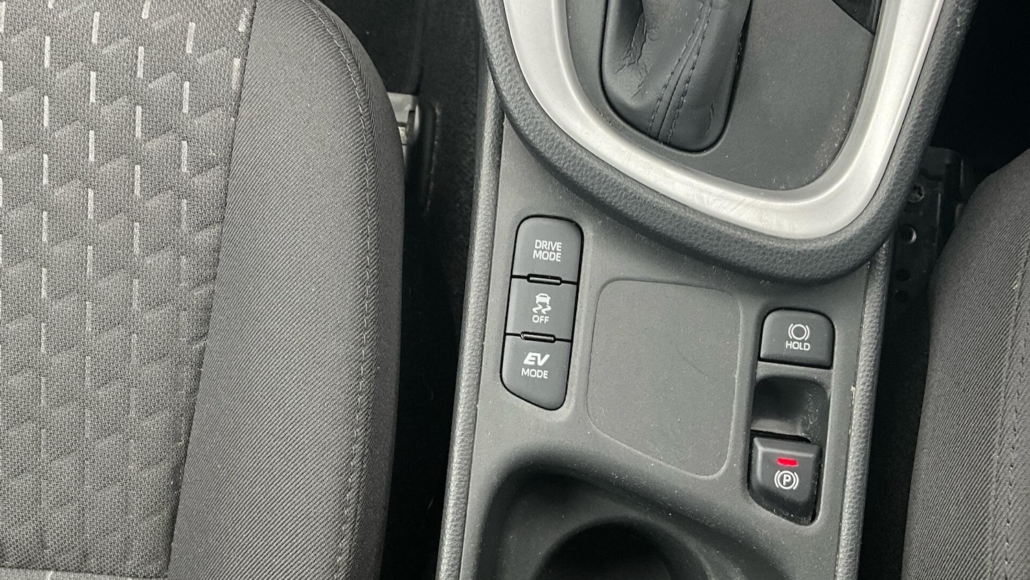 Used Toyota Yaris Cross for sale - 77970607: Photo 53