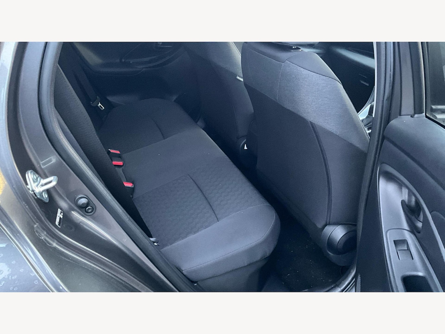 Used Toyota Yaris 2022 for sale - 77315118: Photo 14