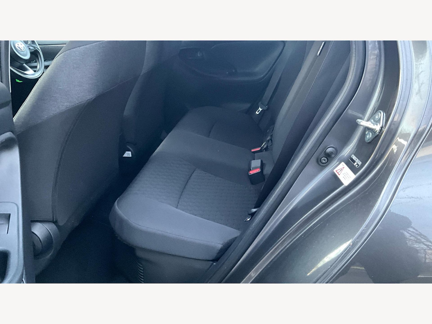 Used Toyota Yaris 2022 for sale - 77315118: Photo 15