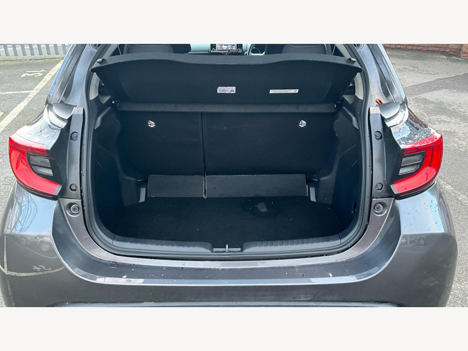 Used Toyota Yaris 2022 for sale - 77315118: Photo 16