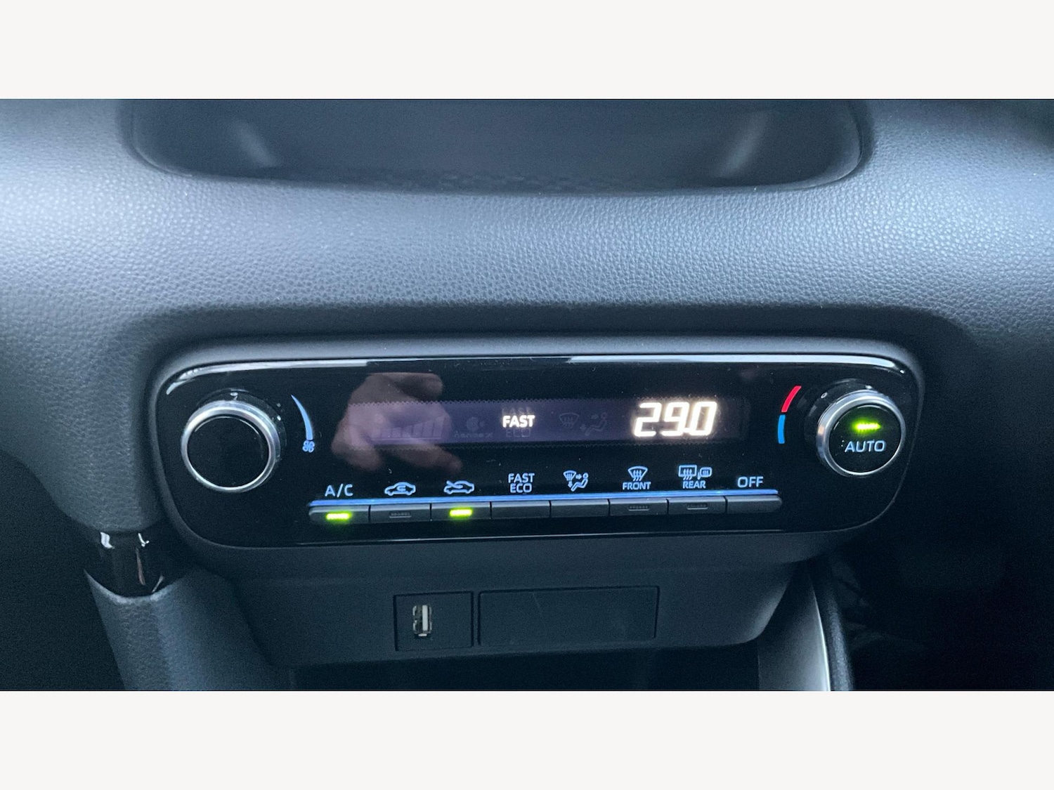 Used Toyota Yaris 2022 for sale - 77315118: Photo 28