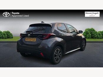 Used Toyota Yaris 2022 for sale - 77315118: Photo