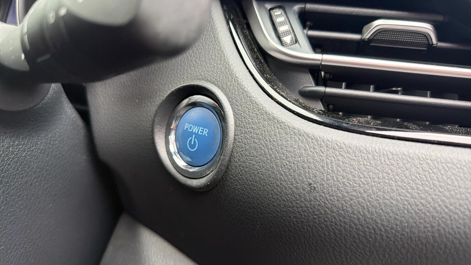 Used Toyota C-HR for sale - 77497523: Photo 41