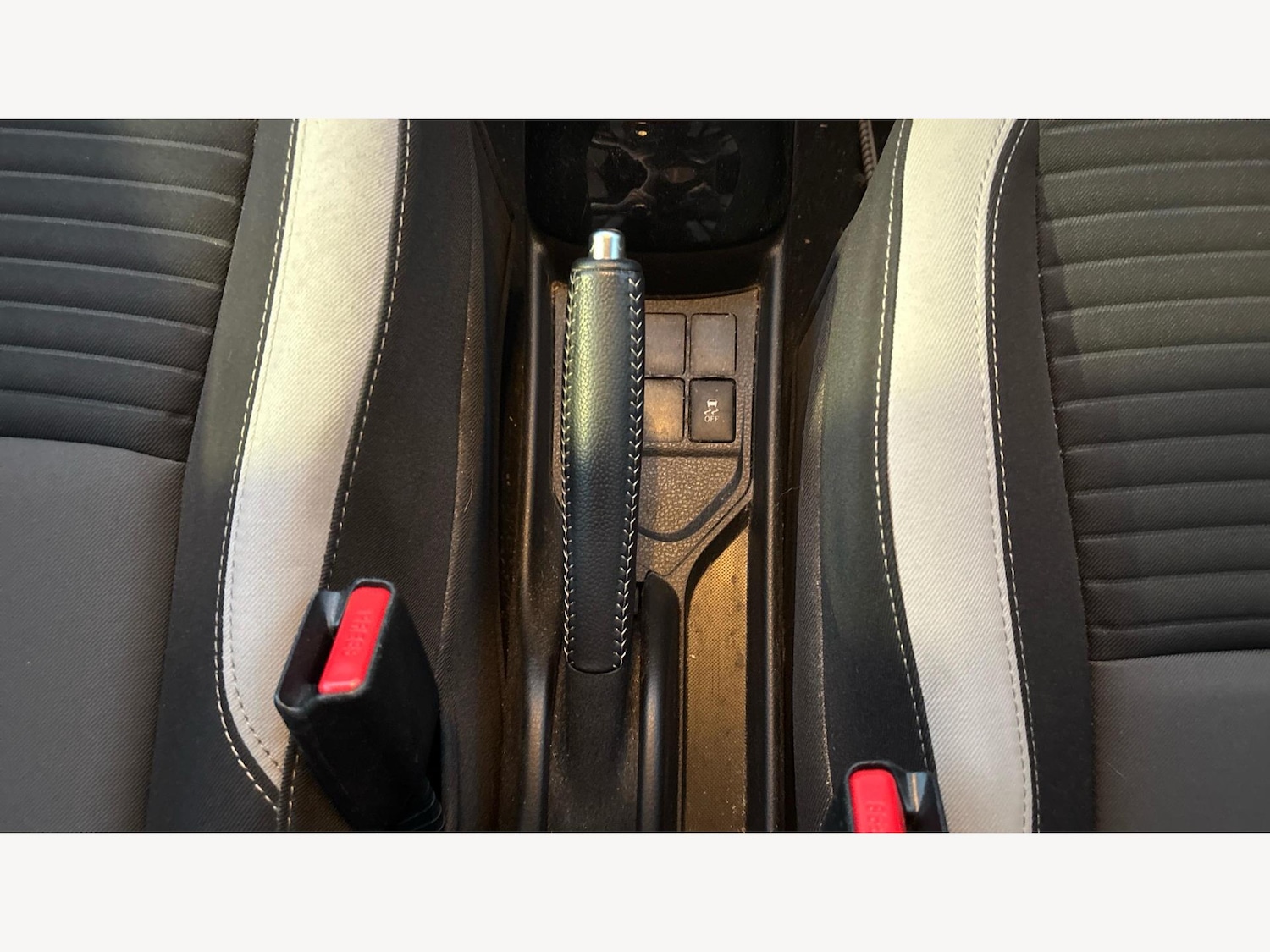 Used Toyota Yaris 2016 for sale - 76457450: Photo 22