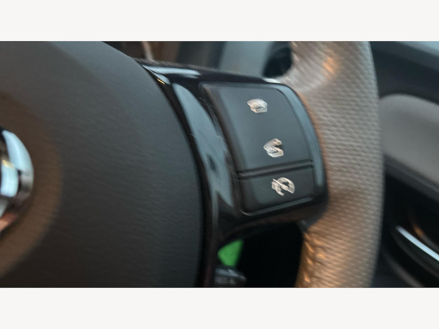 Used Toyota Yaris 2016 for sale - 76457450: Photo 24