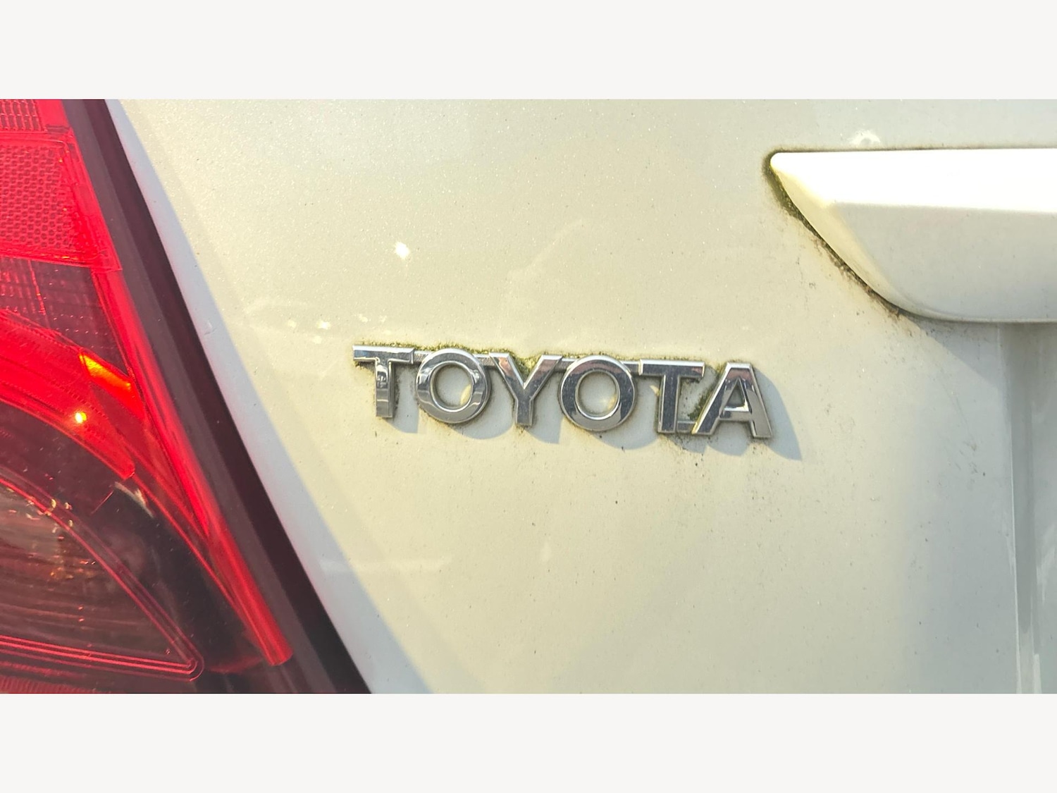 Used Toyota Yaris 2016 for sale - 76457450: Photo 31