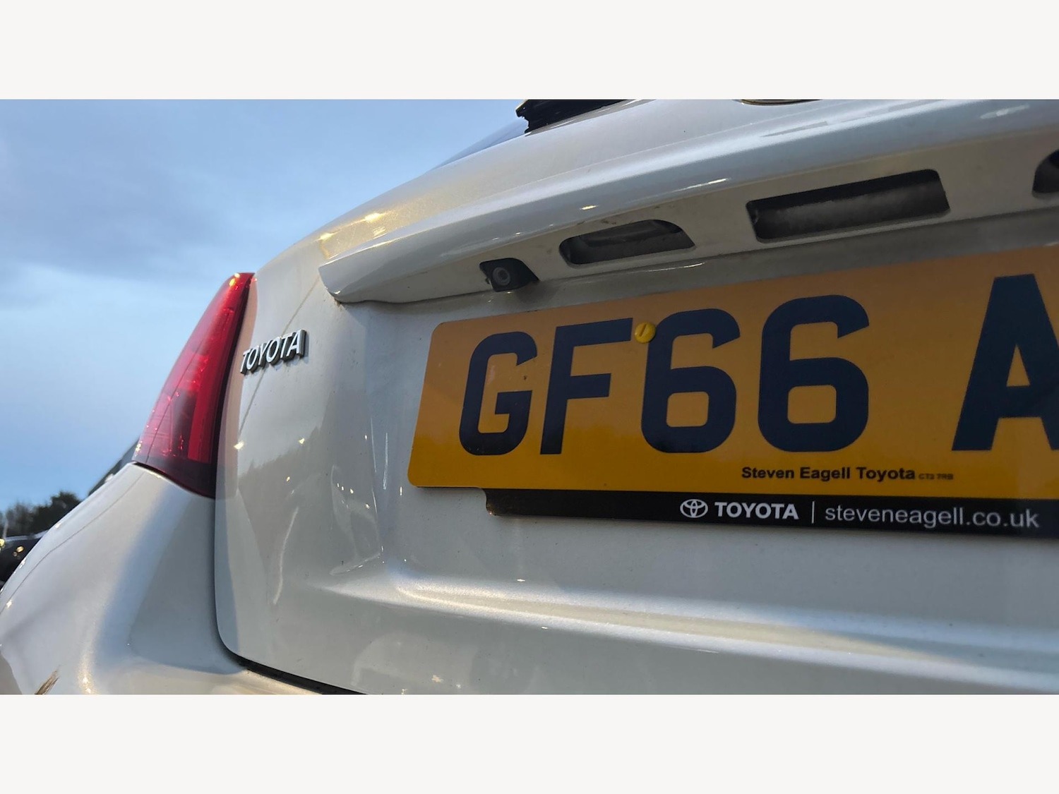 Used Toyota Yaris 2016 for sale - 76457450: Photo 33