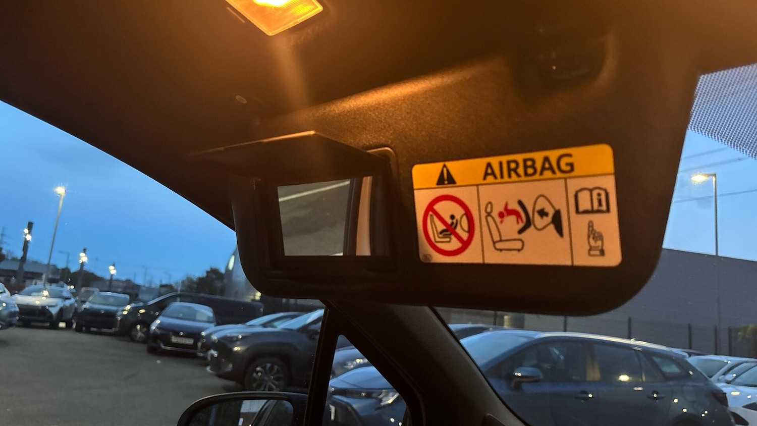 Used Toyota Yaris 2016 for sale - 76457450: Photo 39