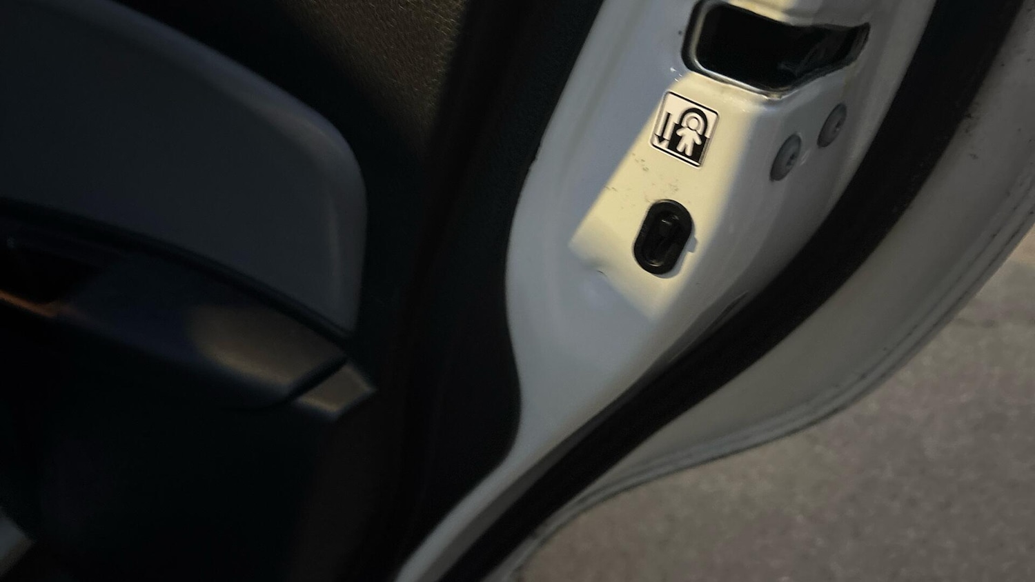 Used Toyota Yaris 2016 for sale - 76457450: Photo 48