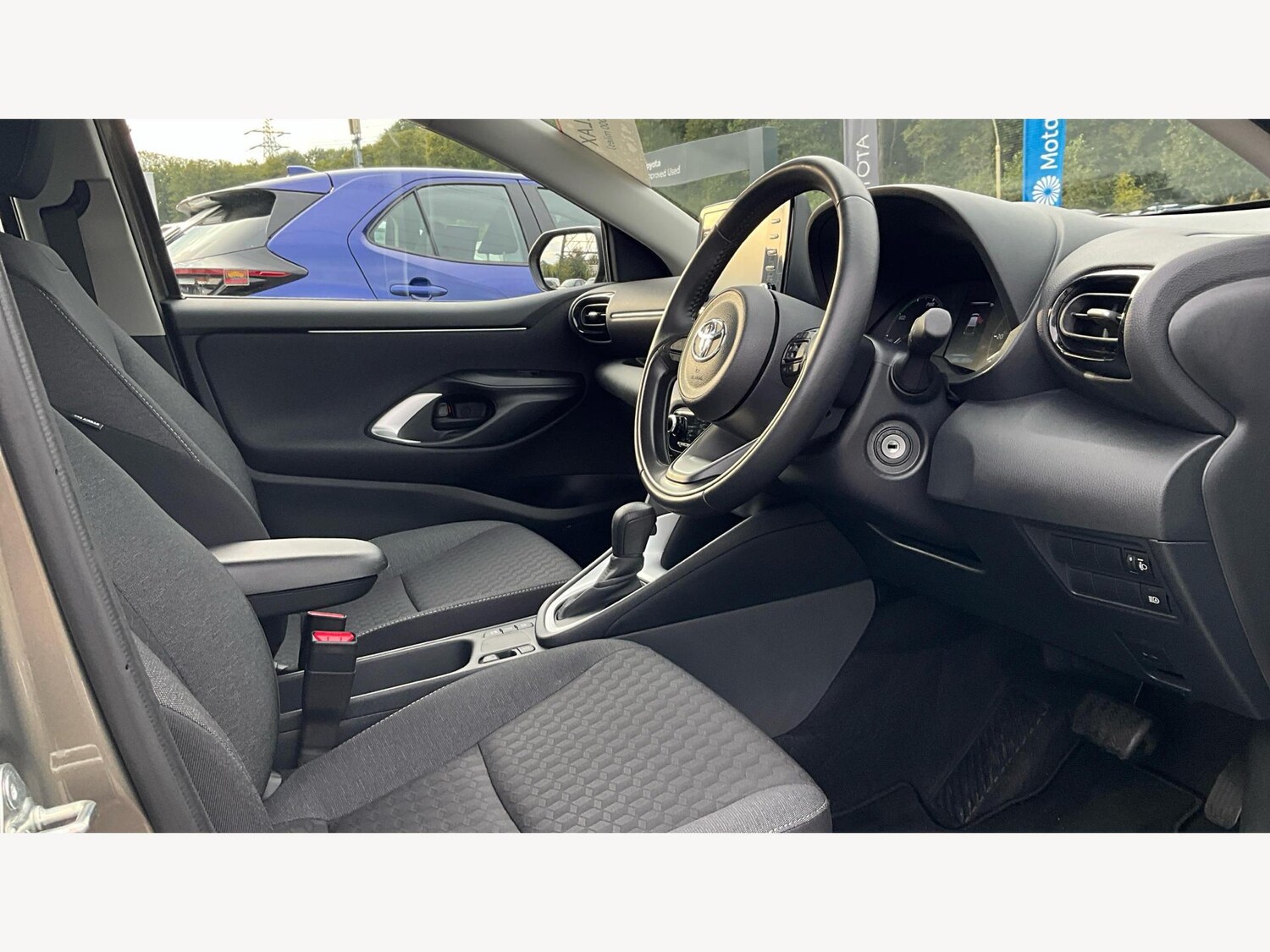 Used Toyota Yaris 2024 for sale - 76227554: Photo 13