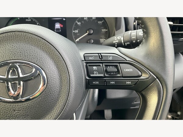 Used Toyota Yaris 2024 for sale - 76227554: Photo 33